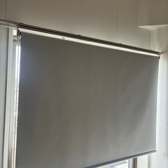 ホワイト　ロールカーテンの画像