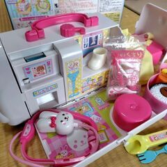 メルちゃん救急車＋お弁当セットの画像