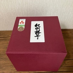 陶器製の漬物かめ（蓋付き）の画像