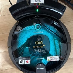 TOSHIBA　Smarbo　ロボットクリーナー