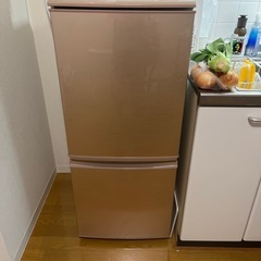 冷蔵庫 SHARP 2012年製 137L