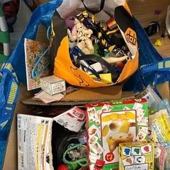 本日引き取り値引き半額　おもちゃ大量の画像
