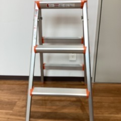 折り畳み3段脚立【町田市再生家具】　251395の画像