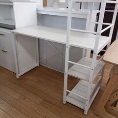 ★リユースのサカイつくば店★TK6134 ニトリ 収納棚付きデス...