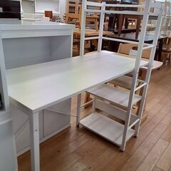 ★リユースのサカイつくば店★TK6134 ニトリ 収納棚付きデスク ホワイト H115×D53×W110 クリーニング済みの画像