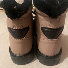 引っ越し処分
定価25万Valentino Garavani レザームートンブーツ ピンクの画像