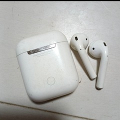 AirPods 第2世代 　Apple　本体セット　動作OKの画像