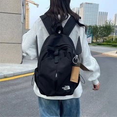 THE NORTH FACE ブラックリュック 30L 新品タグ付き　男女兼用の画像