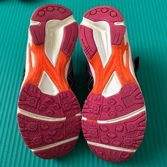 アシックススニーカー20センチの画像