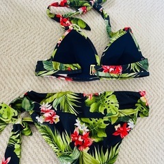 【美品】水着　ビキニ　レディースの画像
