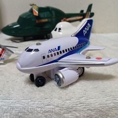 飛行機＆ヘリコプターおまとめ6台セットの画像