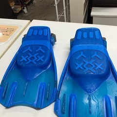 2508-296 AQA シリコン製 スノーケリングセット3点 マスク・シュノーケル・フィン Mサイズ キズ 汚れありの画像