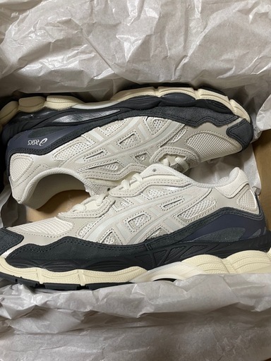 スニーカー asics GEL-NYC WHITE/SMOKE GREY