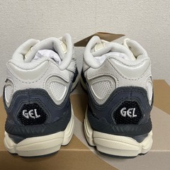 asics GEL-NYC WHITE/SMOKE GREYの画像