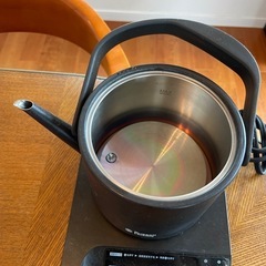 ラッセルホブス Russell Hobbs T Kettle ケトル　黒の画像
