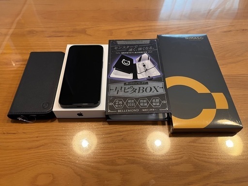 極美品】iPhone 16e 256GB SIMフリー ブラック 5点セット