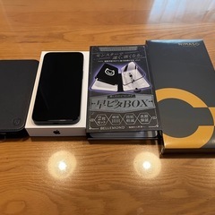 【極美品】iPhone 16e 256GB SIMフリー ブラック 5点セットの画像