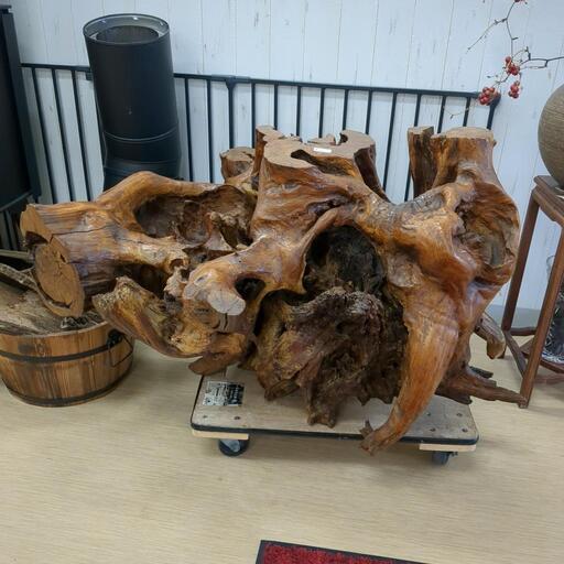 木の根の木工品 迫力満点！天然木 大型 根木 オブジェ 置物 一点