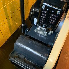 [中古]  明和　MEIWA　KP50　プレートコンパクター    （沖縄市）KODENの画像