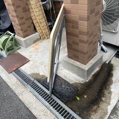 折りたたみテーブルの画像