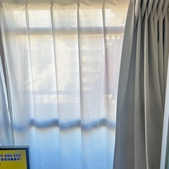 美品ニトリ 遮光カーテン＆レース　4枚セット100X178cmの画像