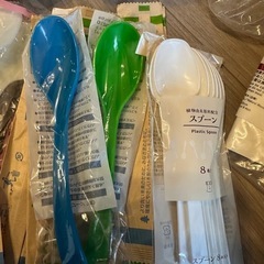 割り箸、スプーンなどカトラリー類の画像