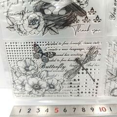 透明スタンプ　クリアスタンプ　新品未使用　鳥　蝶々　トンボ　花の画像