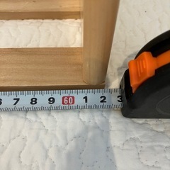 木製ブックスタンドの画像
