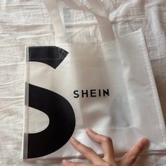 バッグ　SHEINの画像