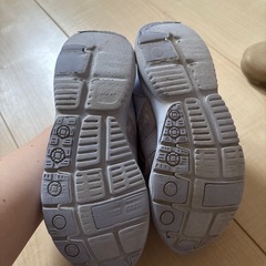 スニーカー　長靴の画像