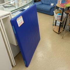 マット ブルー ジムやストレッチに 在庫3枚 【こちらは店舗です。浜村鹿野温泉ICから3分 買取本舗 宮本リサイクル 営業時間9～19時 定休日水曜のみ←連絡できませんm(_ _)m】の画像