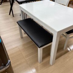 ★ジモティ割引あり★【リユースのサカイ野々市店】ダイニングセット 4人用 ホワイト イス×2 ベンチ×1 115(幅)×75(奥行き)×72(高さ) ※クリーニング済みの画像