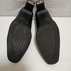【無料】黒いパンプス 23.5cm  修理可能な方にの画像