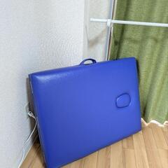 【お譲りします】折りたたみ治療ベッド（ケース付き）の画像