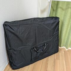 【お譲りします】折りたたみ治療ベッド（ケース付き）の画像