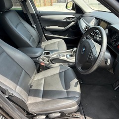 H25 BMW X1 Xドライブ20i 4WD 車検2年付！の画像