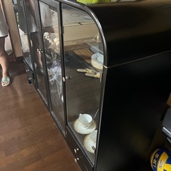 高級オシャレ飾り棚の画像