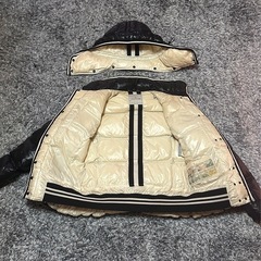 旧MONCLER
の画像