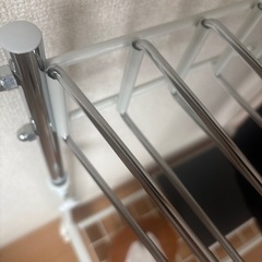 スラックス【差し上げます】ハンガーラック（高さ調整可）の画像