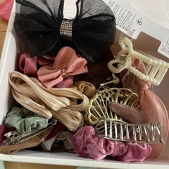 DIOR・SABON・ポール&ジョーなど女の子グッズいっぱいの画像