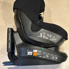 エールべべ・クルットR ST ブラックの画像