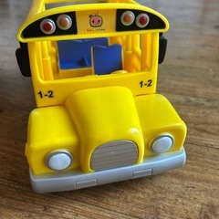 ココメロン　スクールバス　車の画像