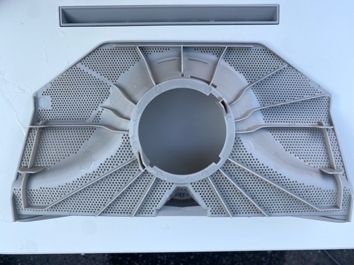 ●電気食器洗い乾燥機 Panasonic / NP-TH4-C / 2022年製