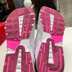 A2508-298 PUMA レディース トレーニングシューズ サイズ23.5cm 汚れありの画像