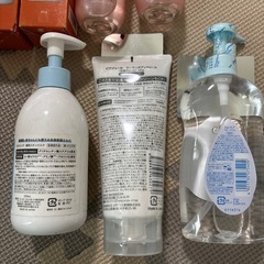 ヘアオイル、ボディクリーム、洗顔料　全てお譲りしますの画像
