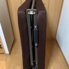 簡易ベッド　折り畳みベッドの画像