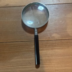 虫眼鏡の画像