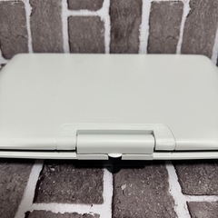新品 DVDポータブルプレイヤーの画像