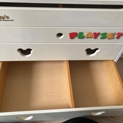 おもちゃケースの画像