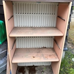 物置　　　破損ありの画像